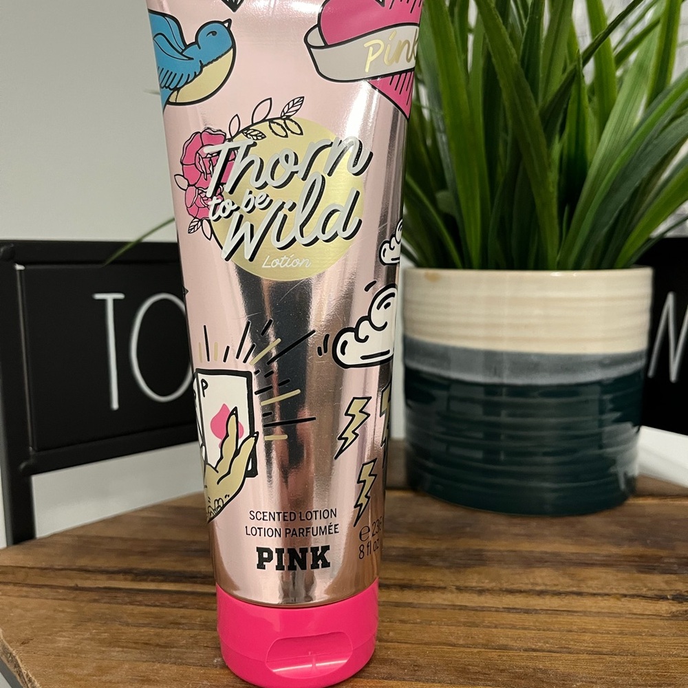 Victoria’s Secret Pink Thorn to be Wild lotion - Picture 2 of 3